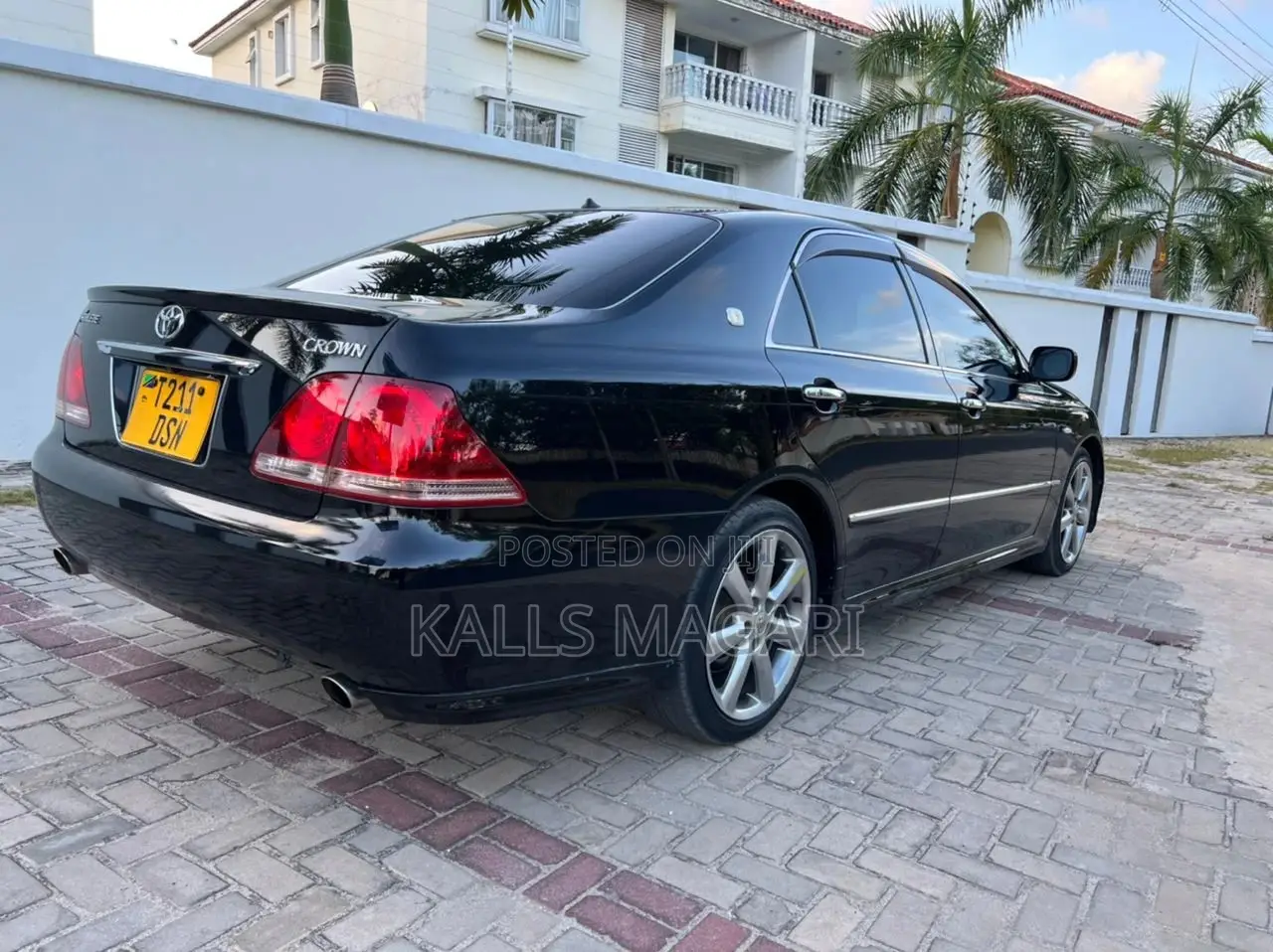 Toyota Crown 2006 Black