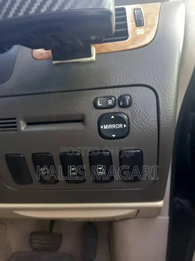 Toyota Alphard 2007 Black