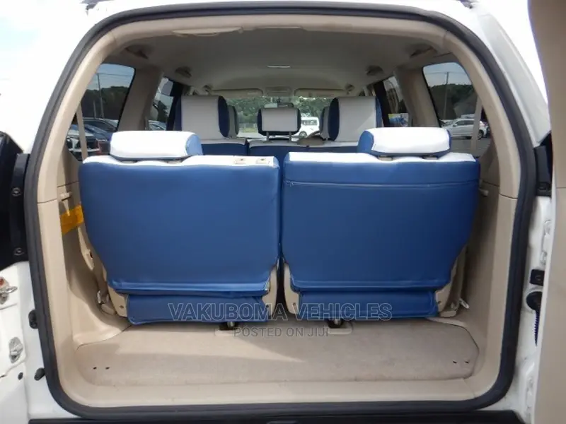 Toyota Land Cruiser Prado 2005 Pearl