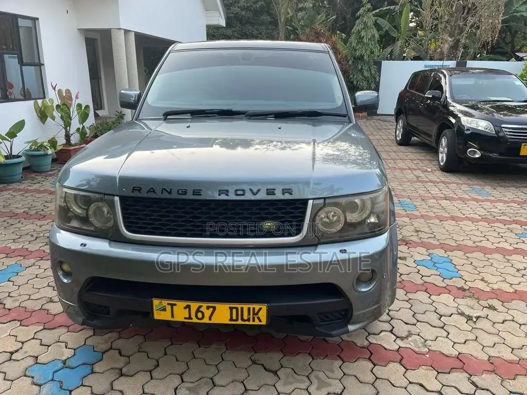 Land Rover Range Rover 2012 Gray