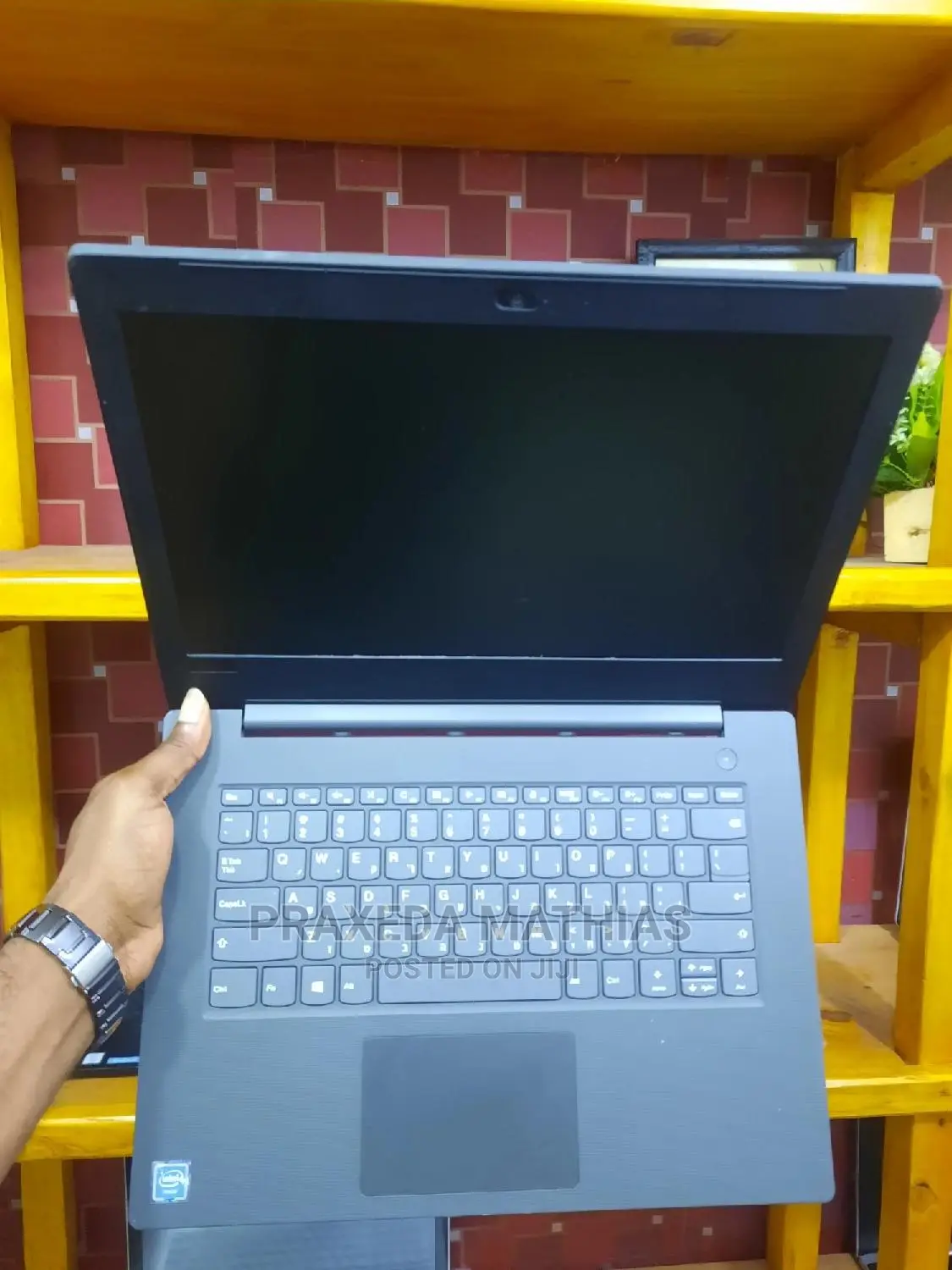 Laptop Lenovo Ideapad 3-14iil05 4GB Intel Celeron HDD 500GB