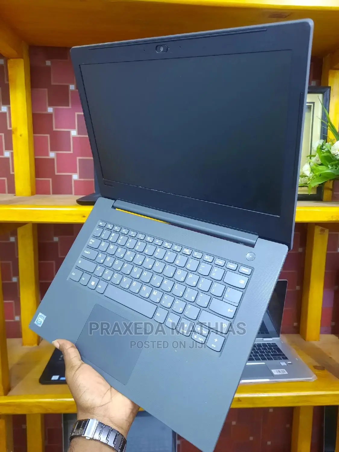 Laptop Lenovo Ideapad 3-14iil05 4GB Intel Celeron HDD 500GB