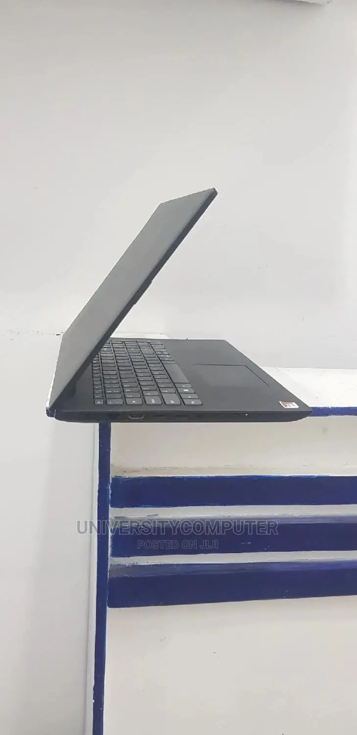 Laptop Lenovo Flex 4 4GB AMD A4 HDD 500GB