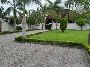 5bdrm House in Mtoni Kijichi, Temeke for Sale