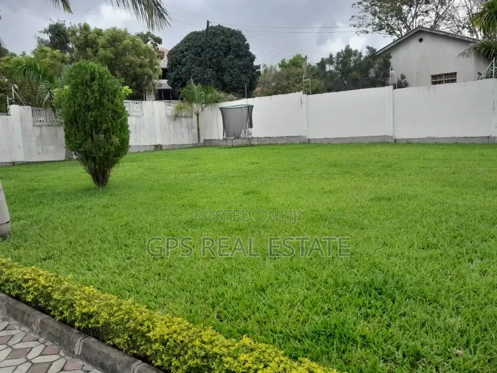 5bdrm House in Mtoni Kijichi, Temeke for Sale