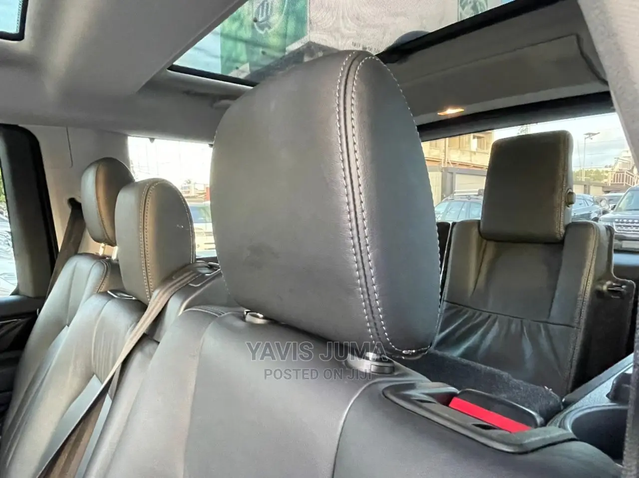 Land Rover Discovery 2014 Silver