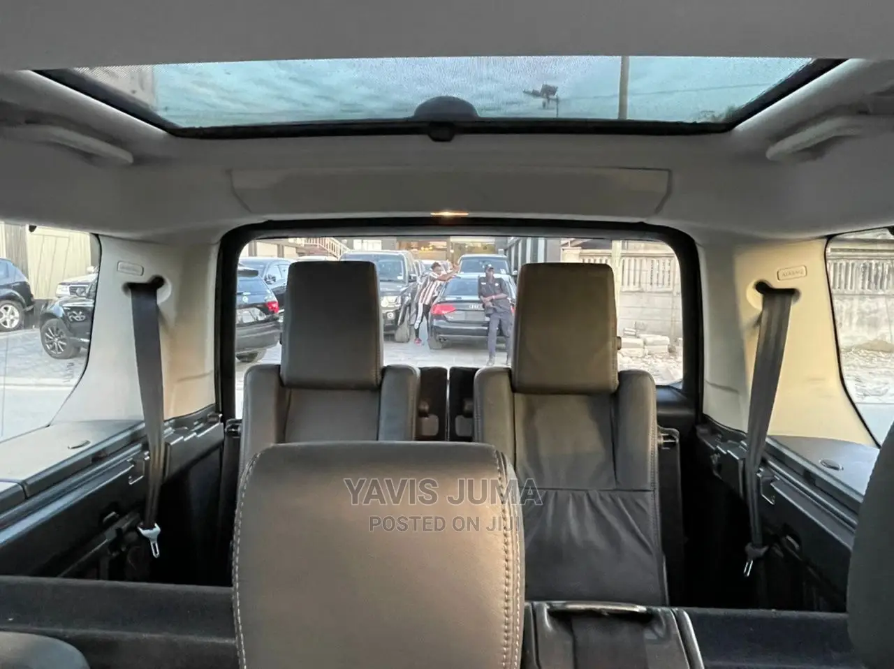 Land Rover Discovery 2014 Silver