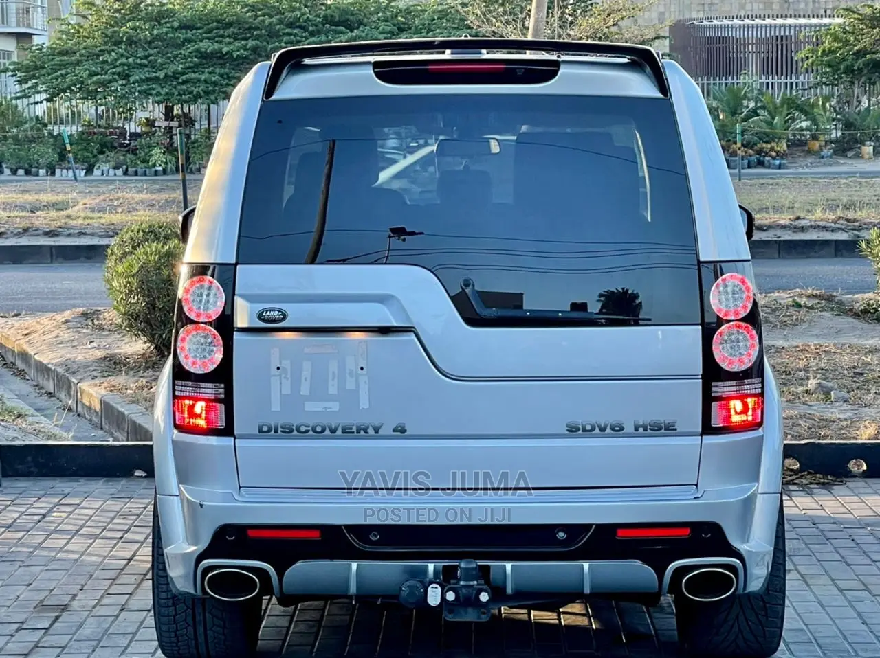 Land Rover Discovery 2014 Silver