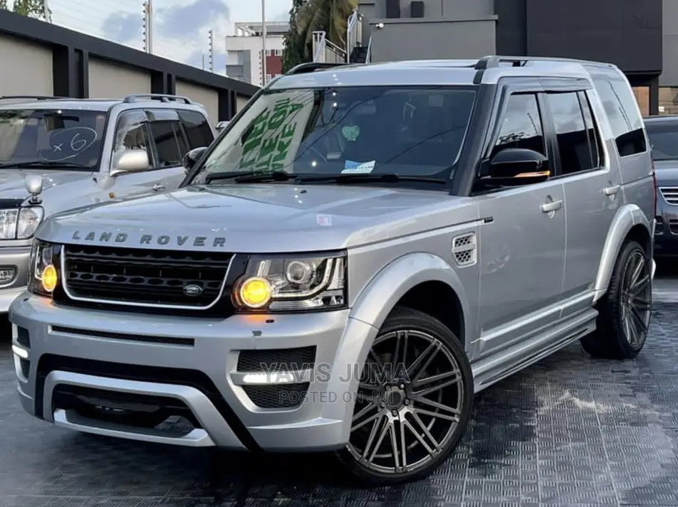 Land Rover Discovery 2014 Silver