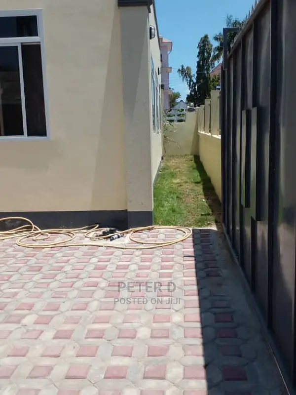 2bdrm Apartment in Kinondoni for rent