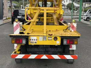 Isuzu Elf Truck