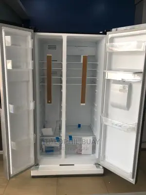 Westpoint Side by Side Ref. With W/Dispenser