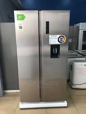 Westpoint Side by Side Ref. With W/Dispenser