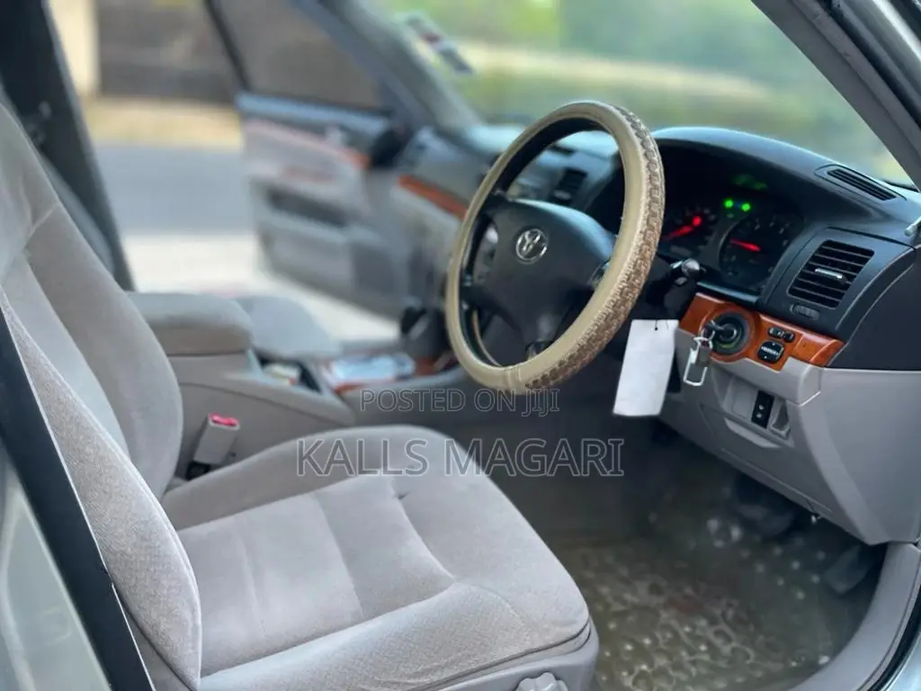 Toyota Mark II 2004 Silver
