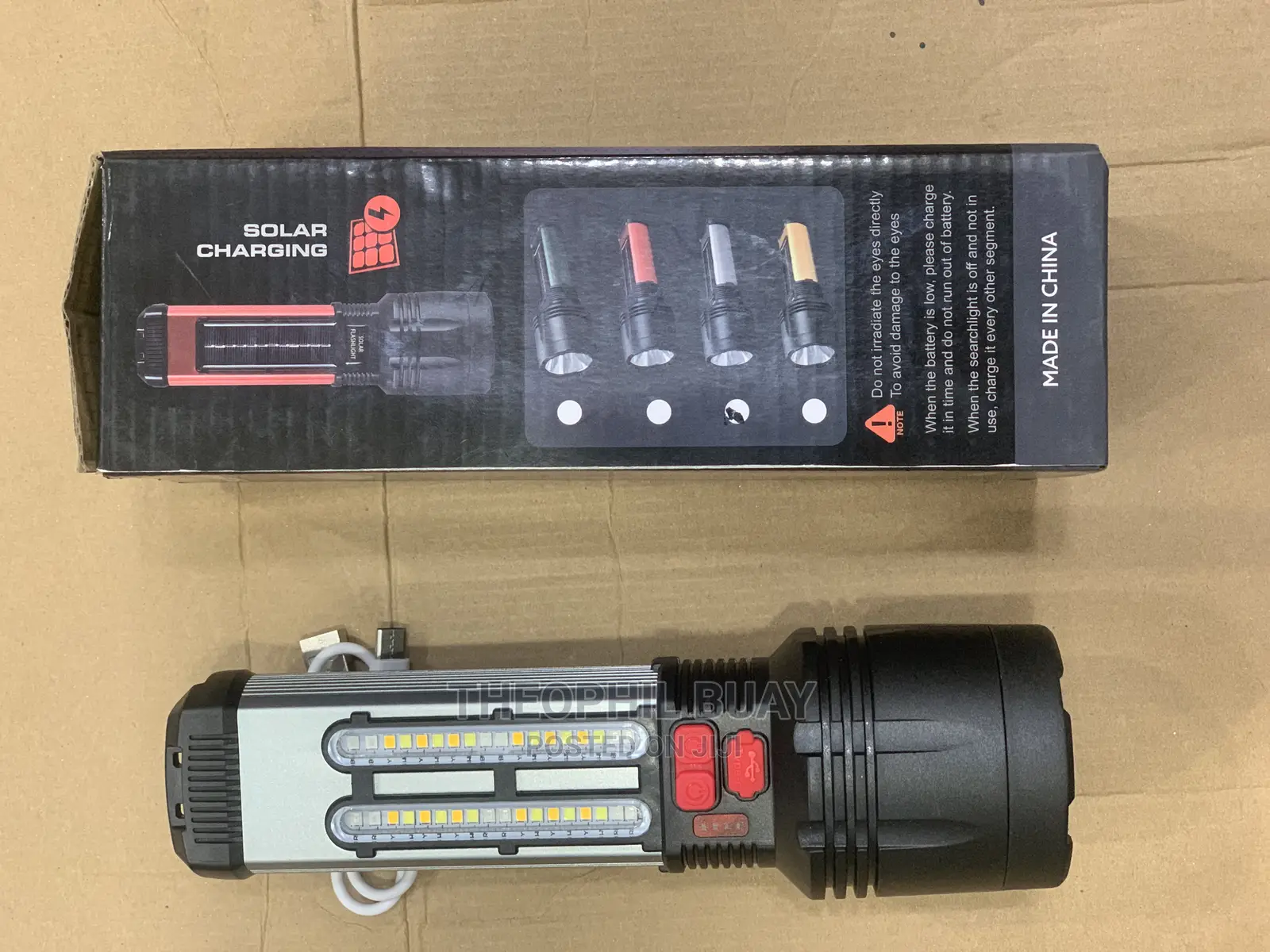 Solar Energy Flashlight Ina Mwanga Mkali