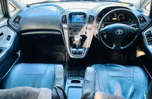 Toyota Harrier 2002 White