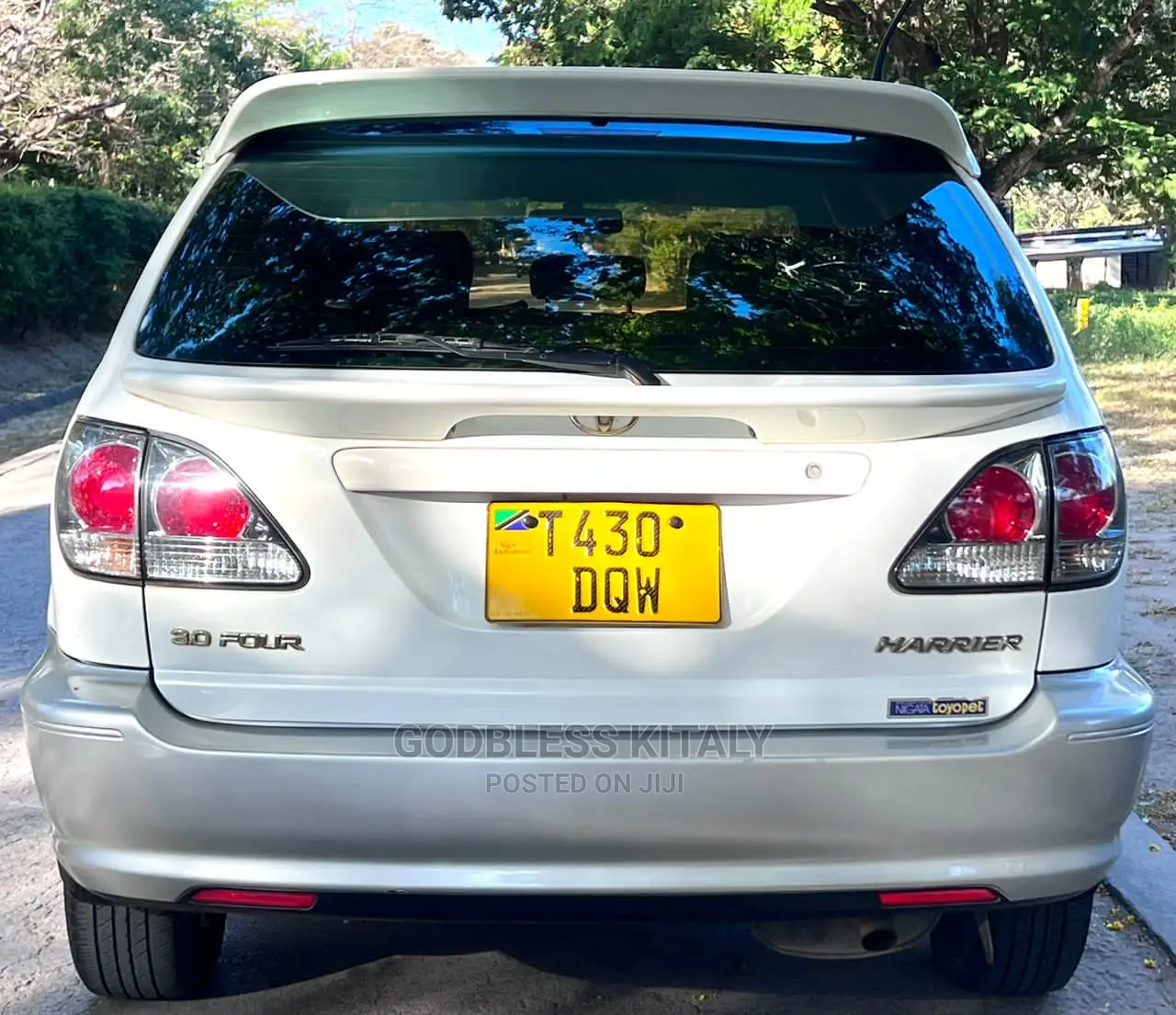 Toyota Harrier 2002 White
