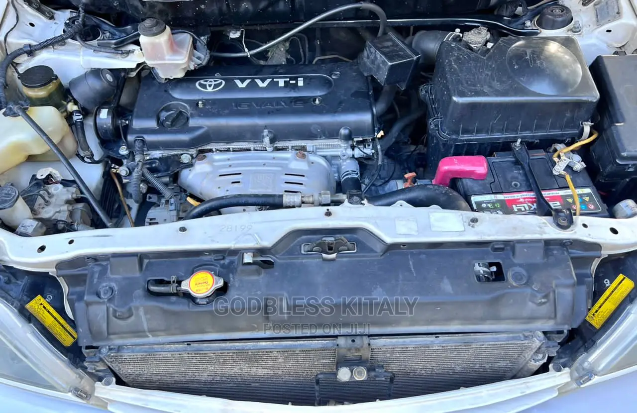 Toyota Harrier 2002 White