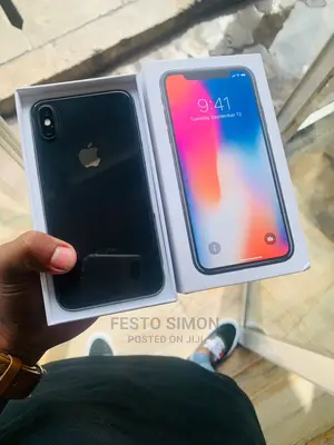 New Apple iPhone X 64 GB White