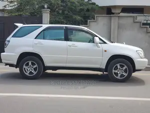 Toyota Harrier 2002 White