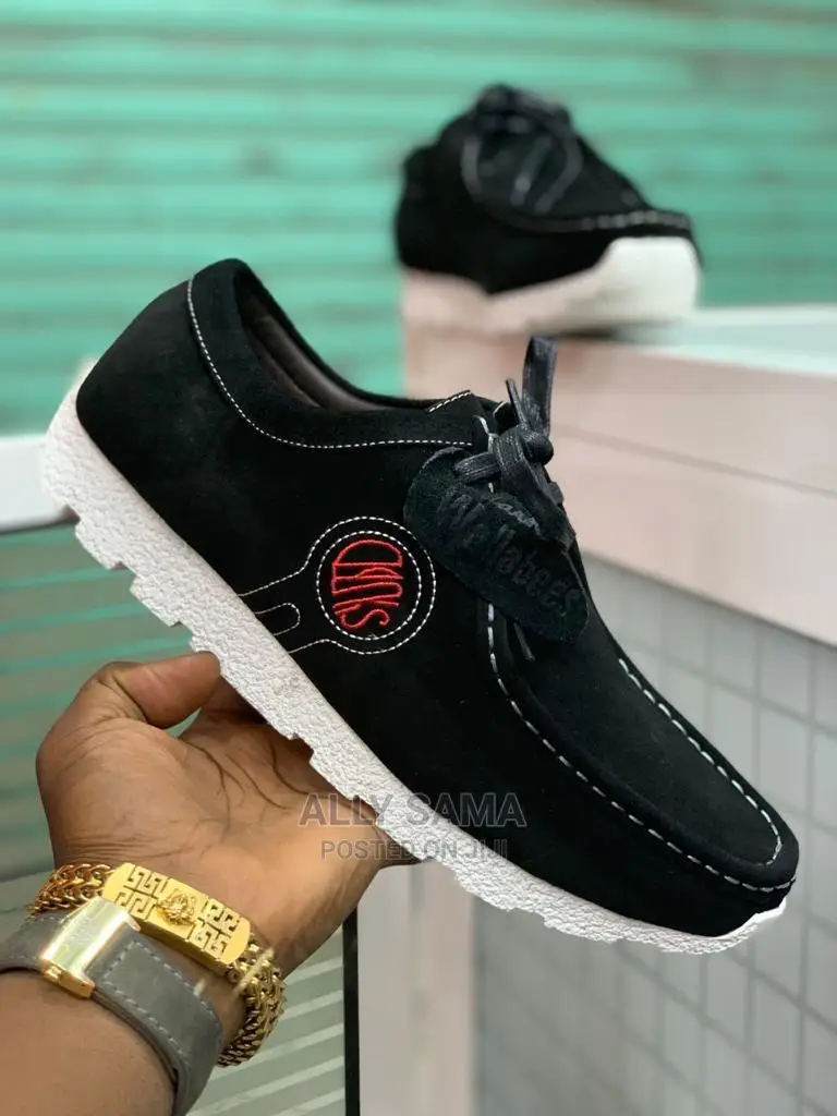 Wallabeea Black