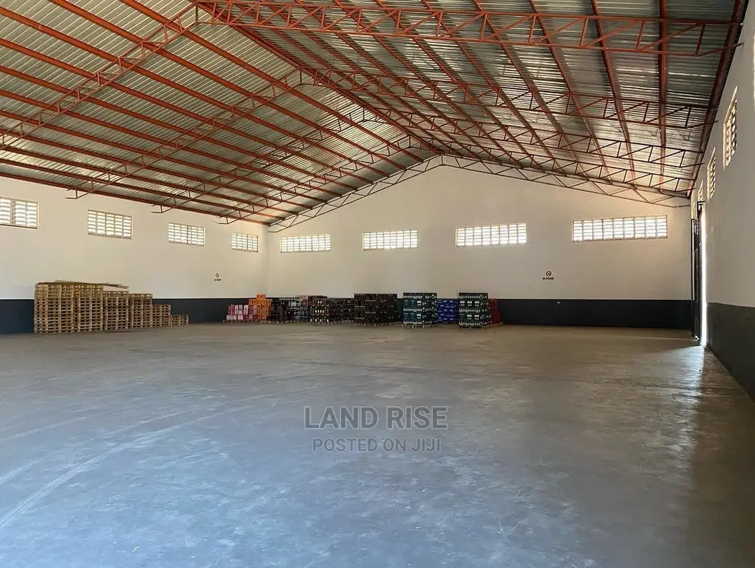 Godown/Warehouse in Tegeta