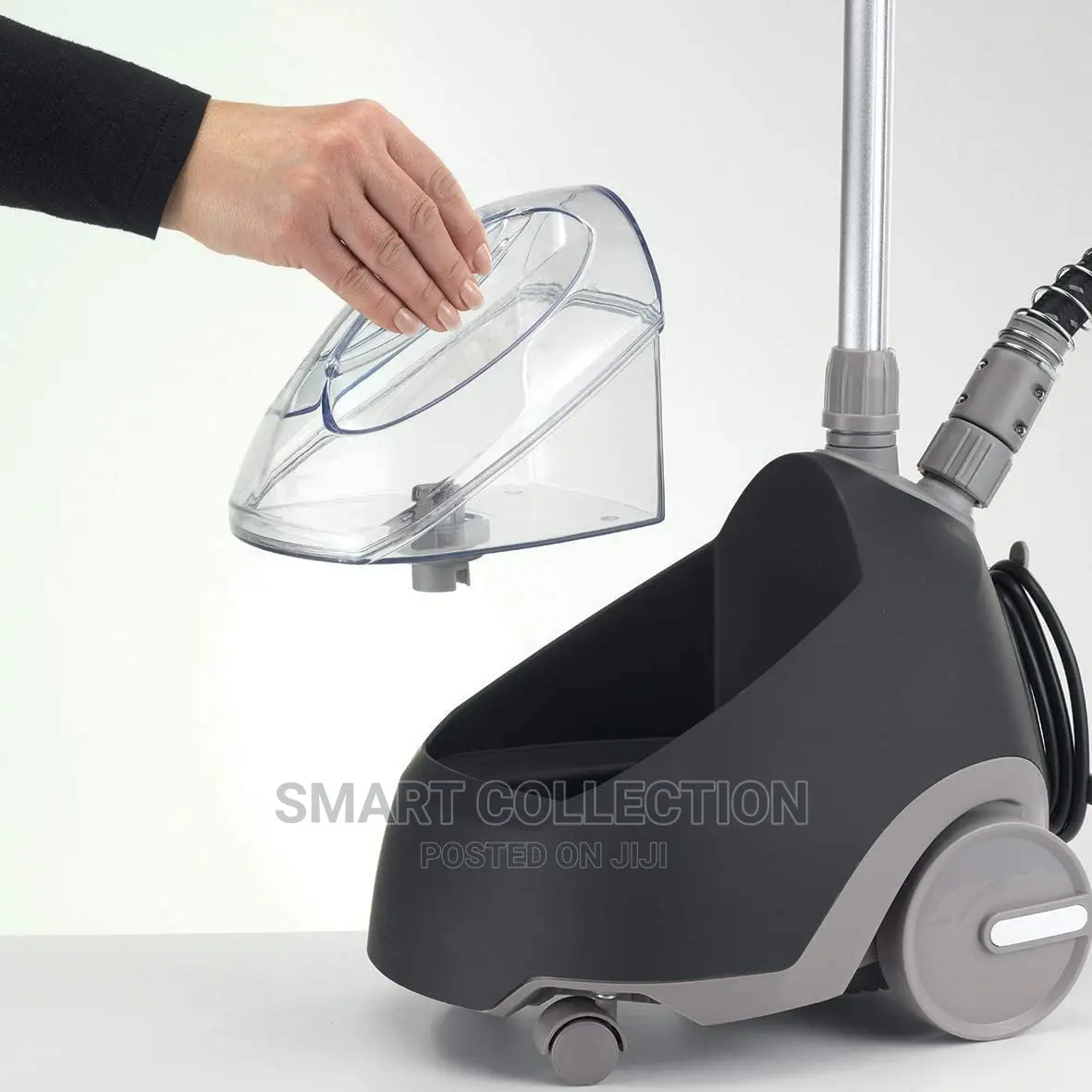 KENWOOD Garment Steamer 1500W With 2L Water Tank Capacity.