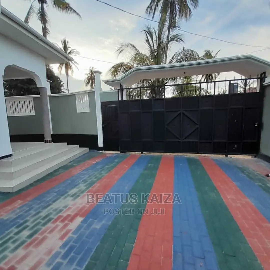 3bdrm Bungalow in Kigamboni Ugindoni for rent