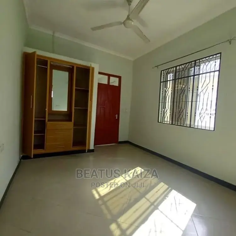 3bdrm Bungalow in Kigamboni Kibugumo for Rent