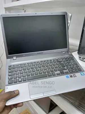 Laptop Samsung N145 4GB Intel Core I5 HDD 500GB