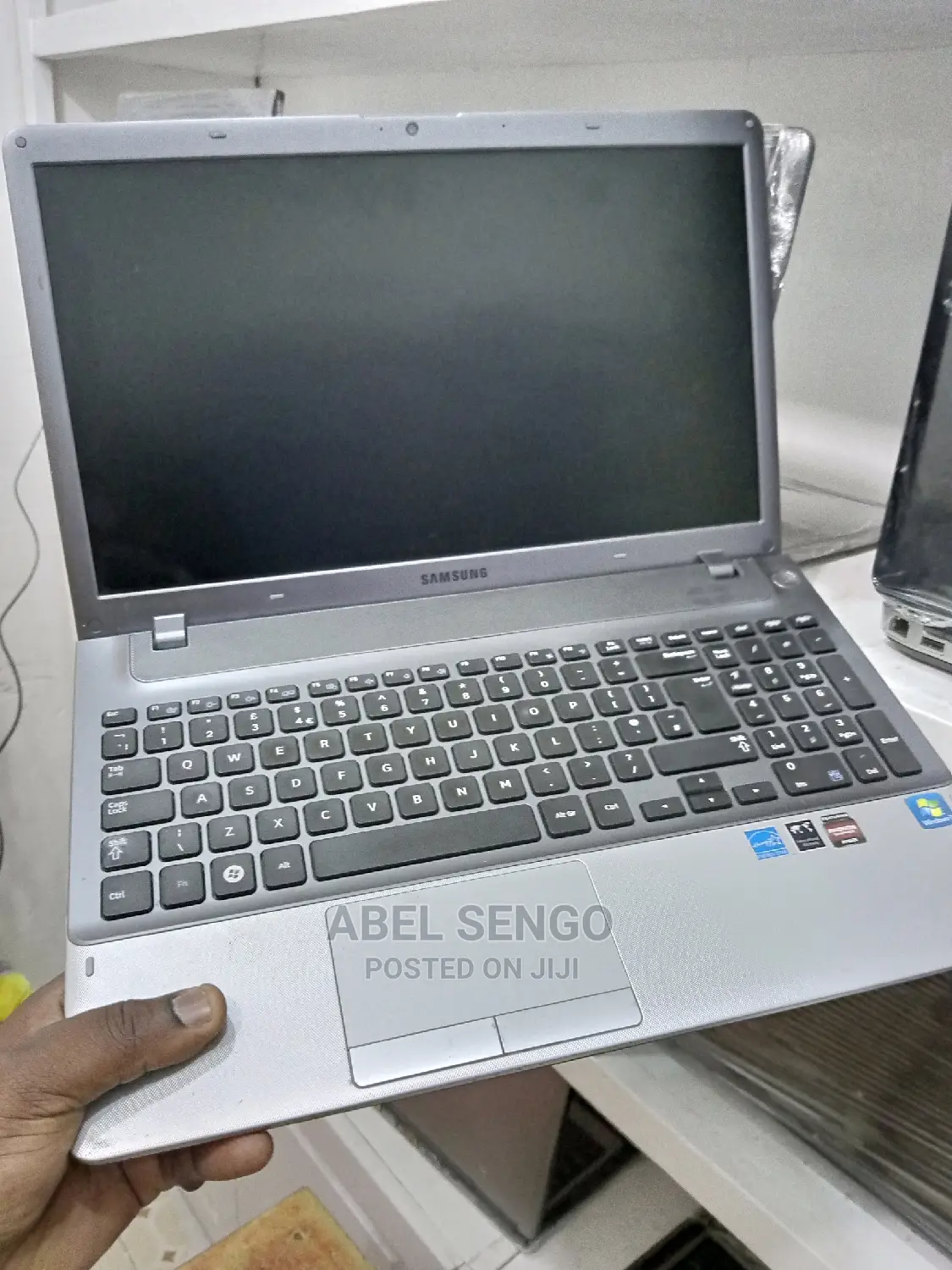 Laptop Samsung N145 4GB Intel Core I5 HDD 500GB