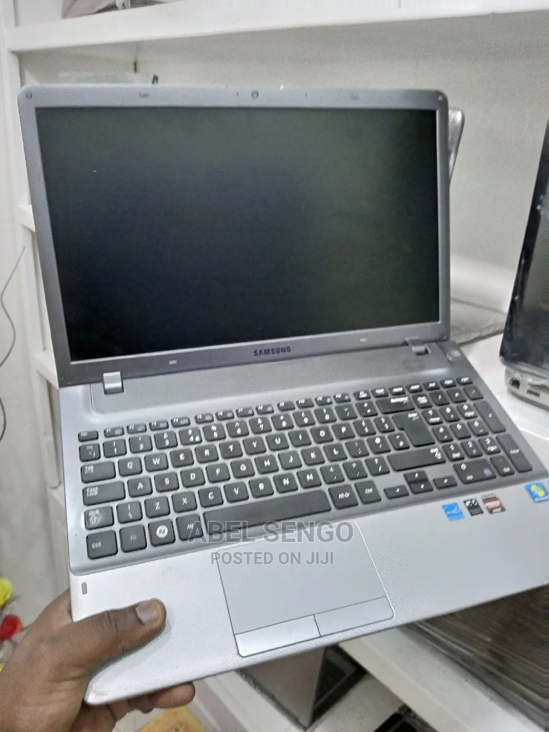Laptop Samsung N145 4GB Intel Core I5 HDD 500GB