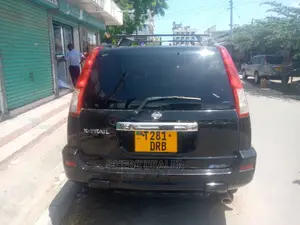 Nissan X-Trail 2004 Black