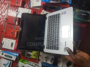 Laptop HP EliteBook 820 G3 8GB Intel Core I5 HDD 750GB
