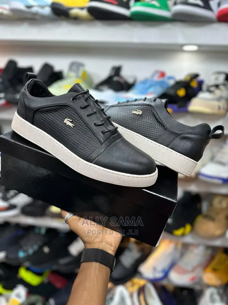 Lacoste Black
