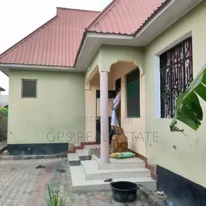3bdrm House in Azam Complex, Chamazi for Sale