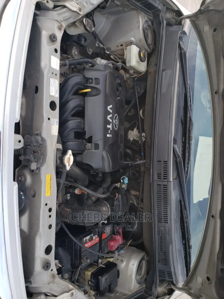 Toyota Raum 2004 Beige