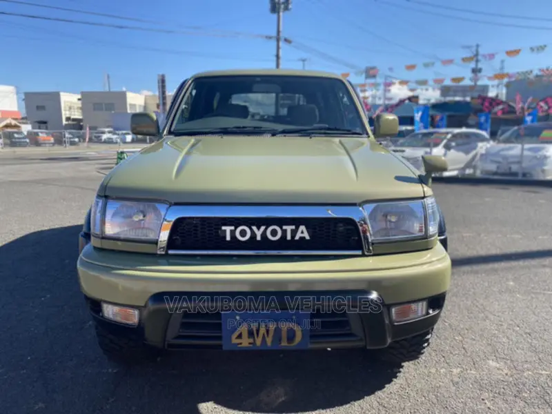Toyota Hilux Surf 2001 Green