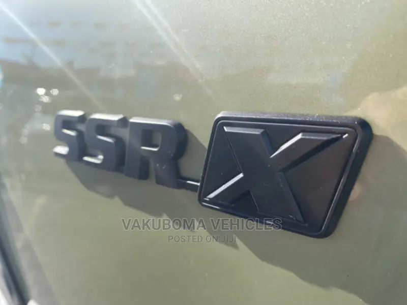 Toyota Hilux Surf 2001 Green