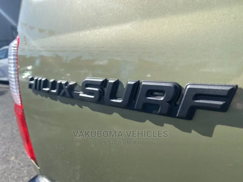Toyota Hilux Surf 2001 Green