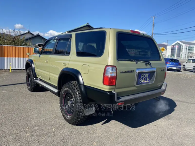 Toyota Hilux Surf 2001 Green