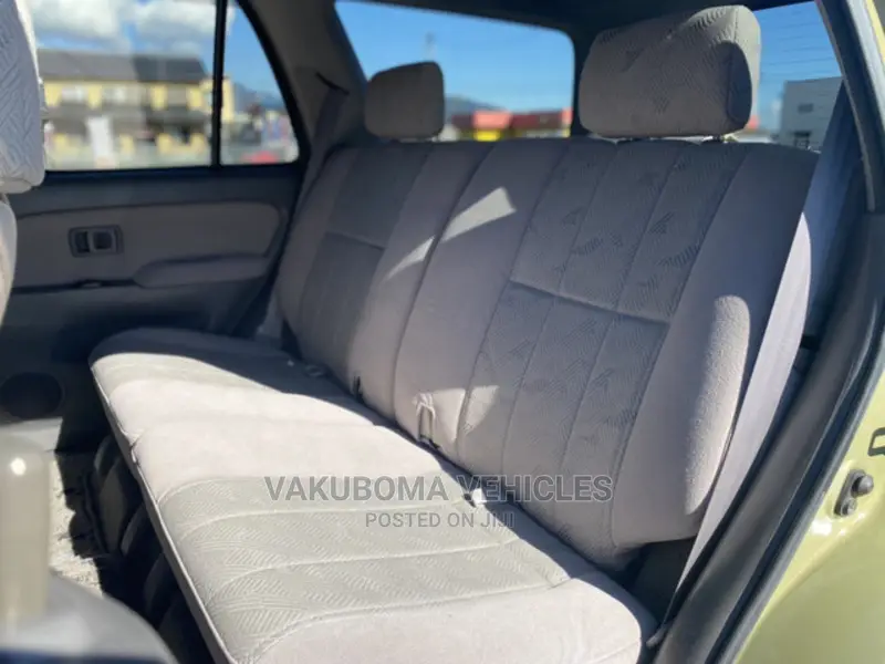 Toyota Hilux Surf 2001 Green