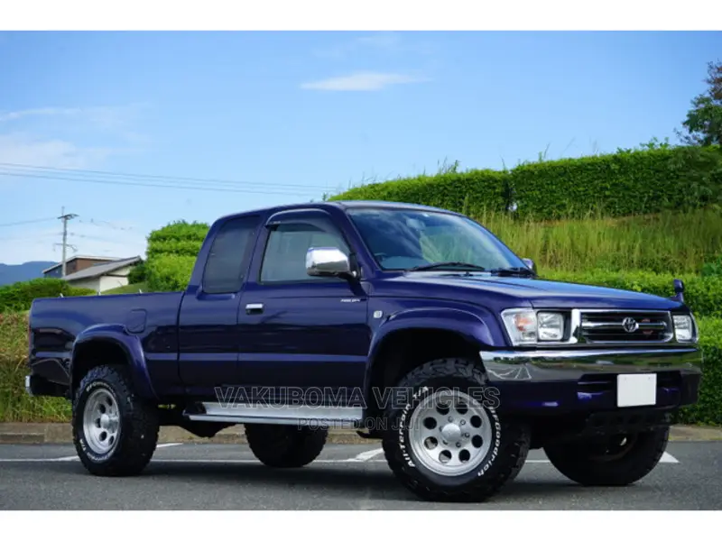 Toyota Hilux 1997 Blue