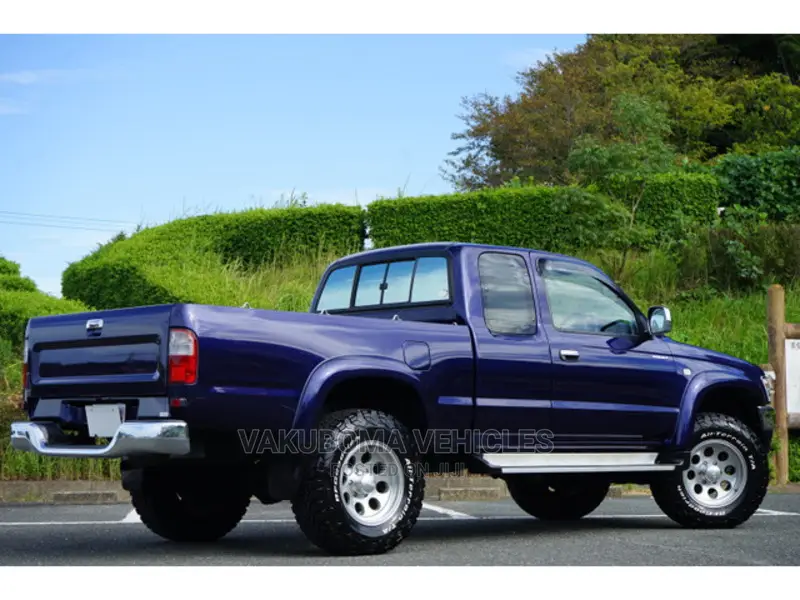Toyota Hilux 1997 Blue