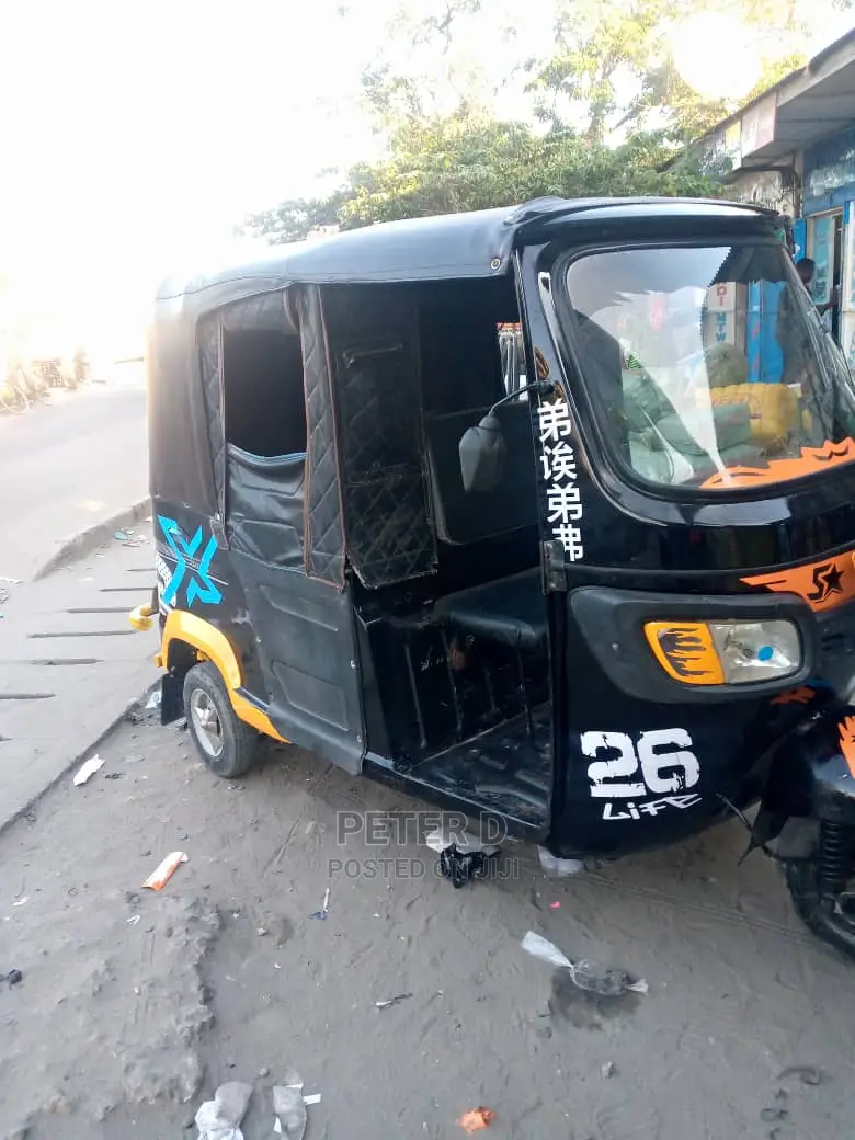 TVS Neo NX 2021 Black