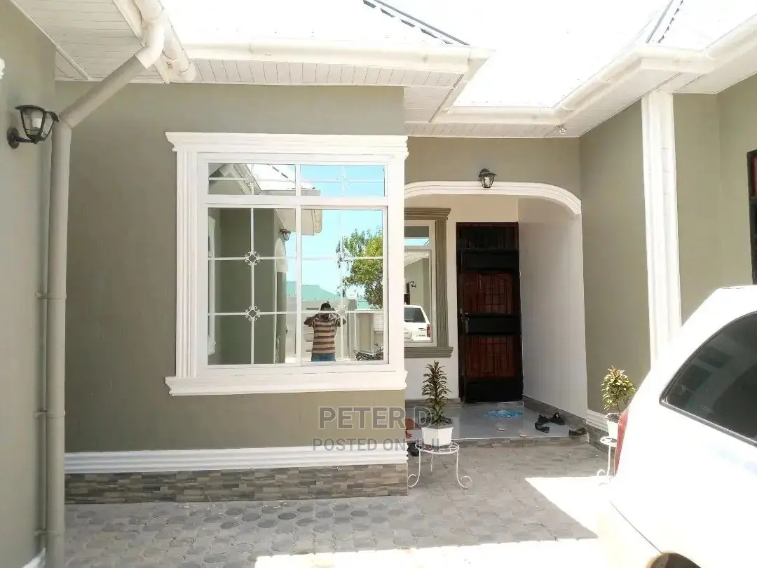 1bdrm Apartment in Kimara for rent
