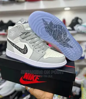 Nike Air Jordan 1