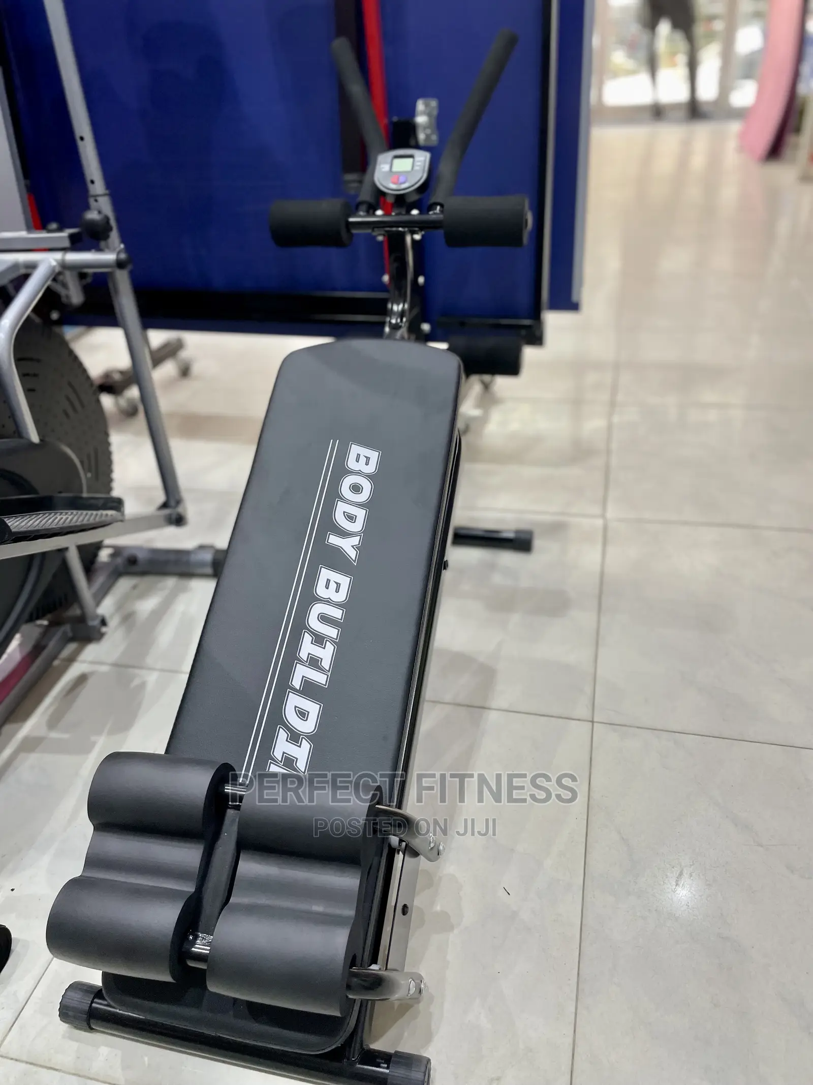 Multifunctional Sit-Up Bench