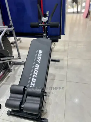 Multifunctional Sit-Up Bench