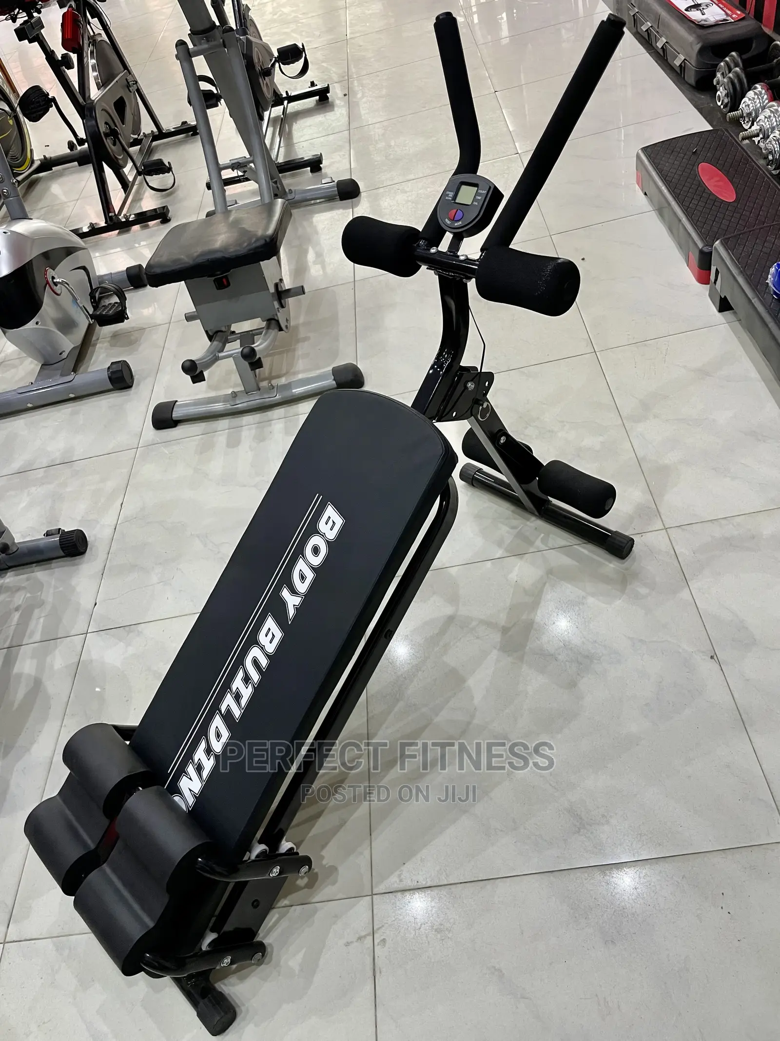 Multifunctional Sit-Up Bench